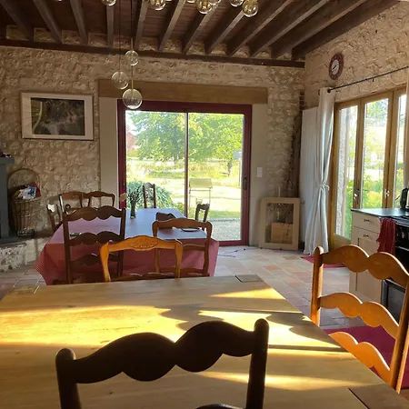 Dom wakacyjny Grande Maison En Bord De Seine